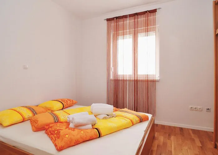 2 Bedroom Gorgeous In