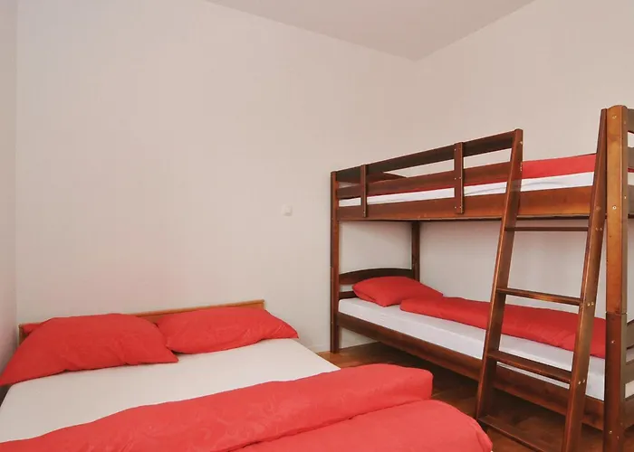 2 Bedroom Gorgeous In